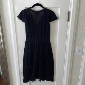Banana Republic XS flutter sleeve and hem knee length knit dress